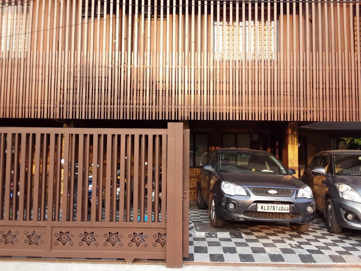 Tri-Star Presidency Cochin Hotel Kochi Exterior foto